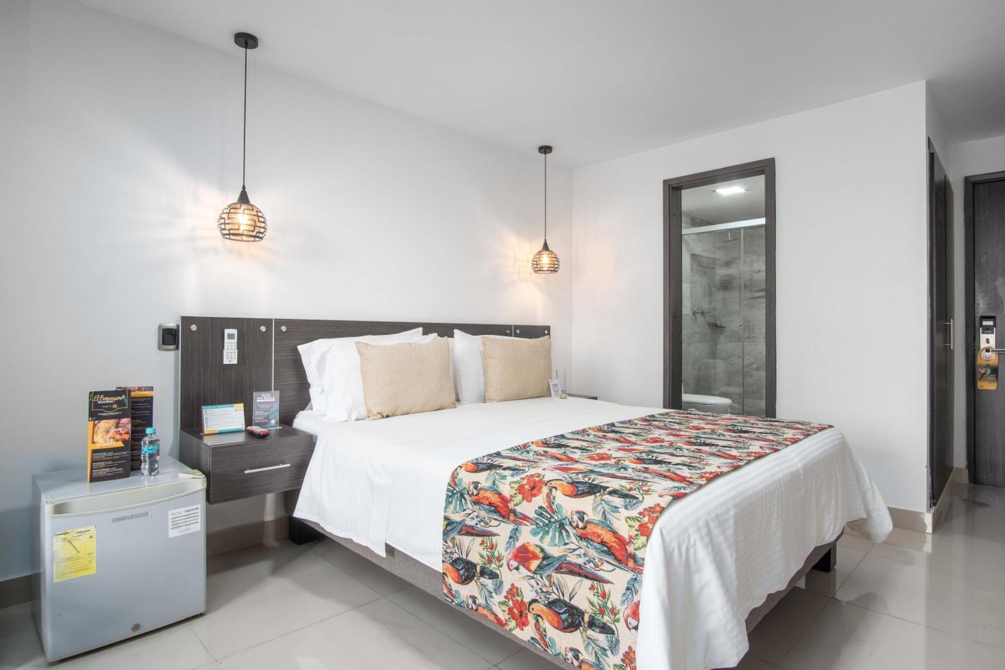 Azor Hotel Cali Versalles Esterno foto